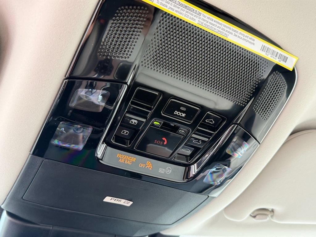 New 2026 Lexus RX 350 AWD w/ Convenience Package image 17