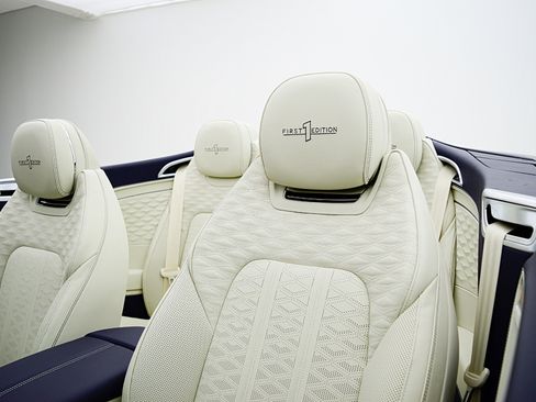 Used 2025 Bentley Continental GT Speed image 33