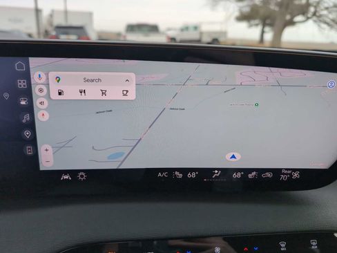 Used 2025 Buick Enclave Preferred image 14