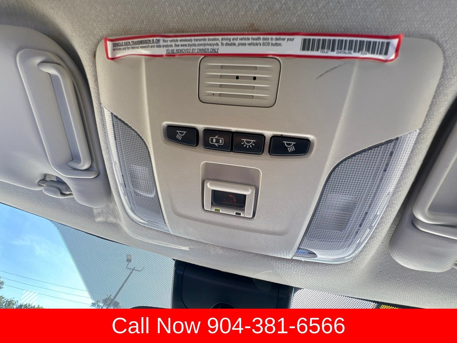 Used 2022 Toyota Corolla LE FWD image 33