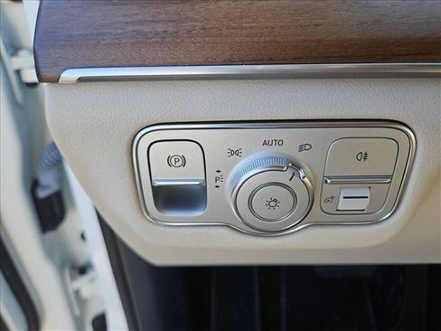 Used 2022 Mercedes-Benz GLE 350 4MATIC image 19