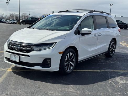 Certified 2025 Honda Odyssey EX-L image 9