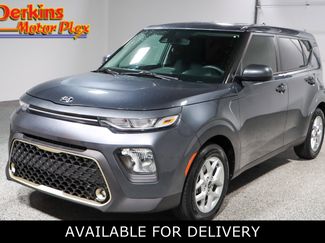 Used 2020 Kia Soul S image 1