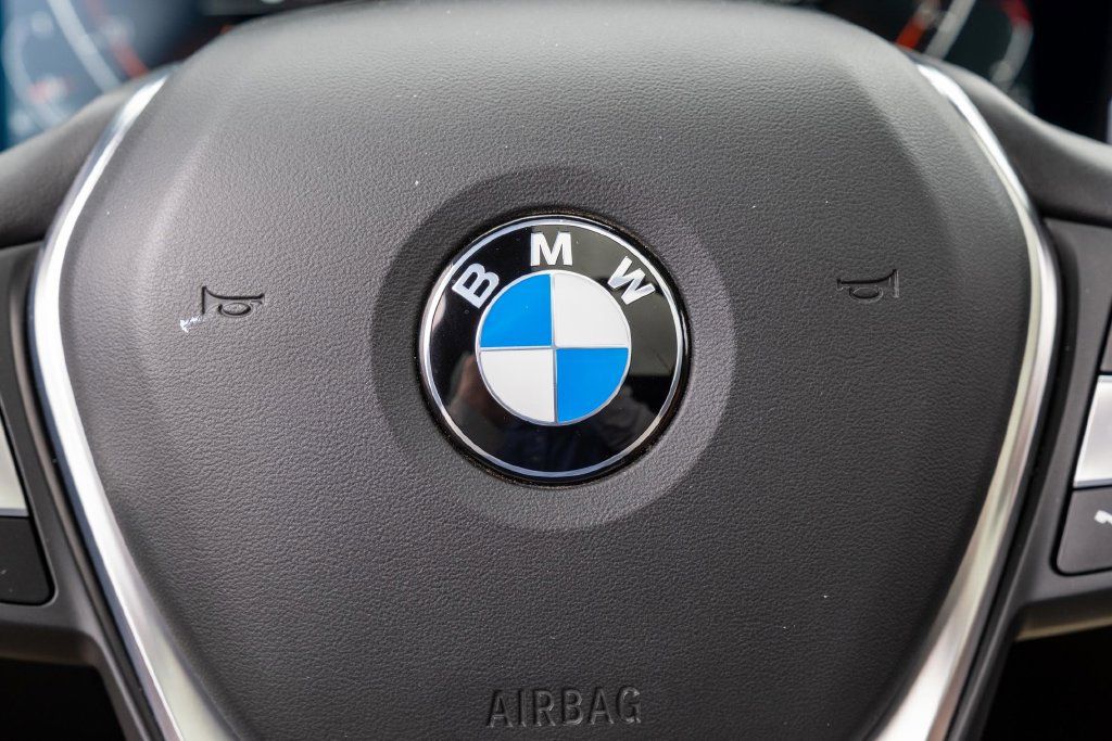 Used 2025 BMW X3 xDrive30i w/ Convenience Package AWD/4WD image 25