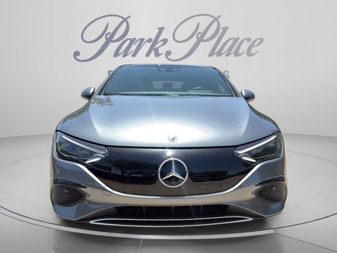 Used 2023 Mercedes-Benz EQE 500 4MATIC Sedan w/ Exclusive Trim Package image 8