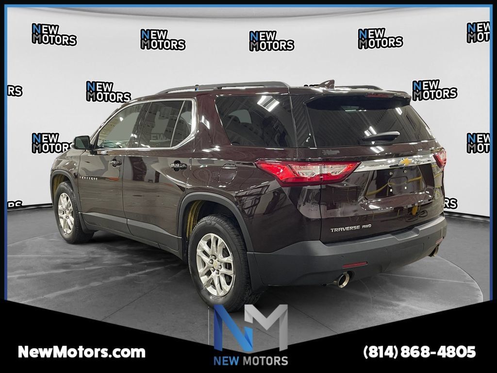 Used 2020 Chevrolet Traverse LT AWD/4WD image 3