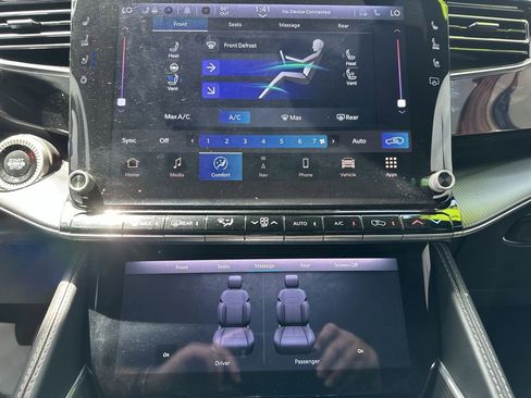 Used 2024 Jeep Grand Wagoneer L Series II w/ Quick Order Packagew 28T image 27