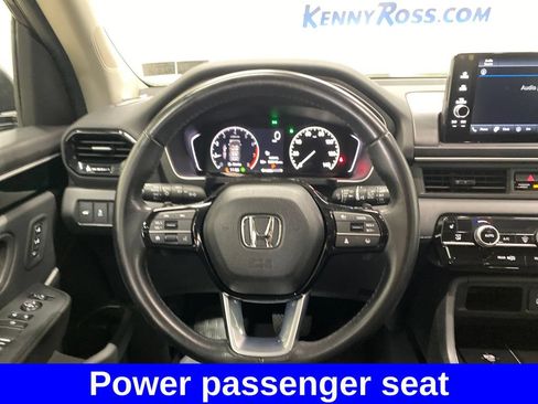 Used 2025 Honda Pilot EX-L image 27