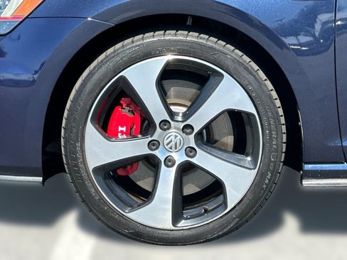 Used 2016 Volkswagen GTI S image 12