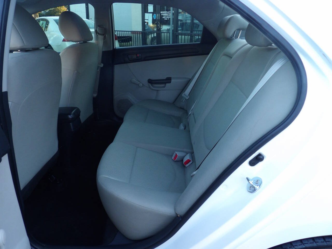 Used 2017 Volkswagen Jetta SE FWD image 8