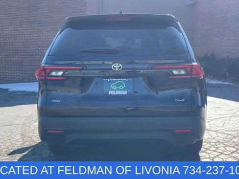 Used 2025 Toyota Grand Highlander AWD image 7