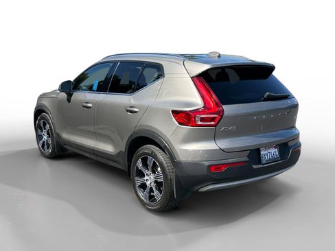 Used 2021 Volvo XC40 T5 Inscription AWD/4WD image 3