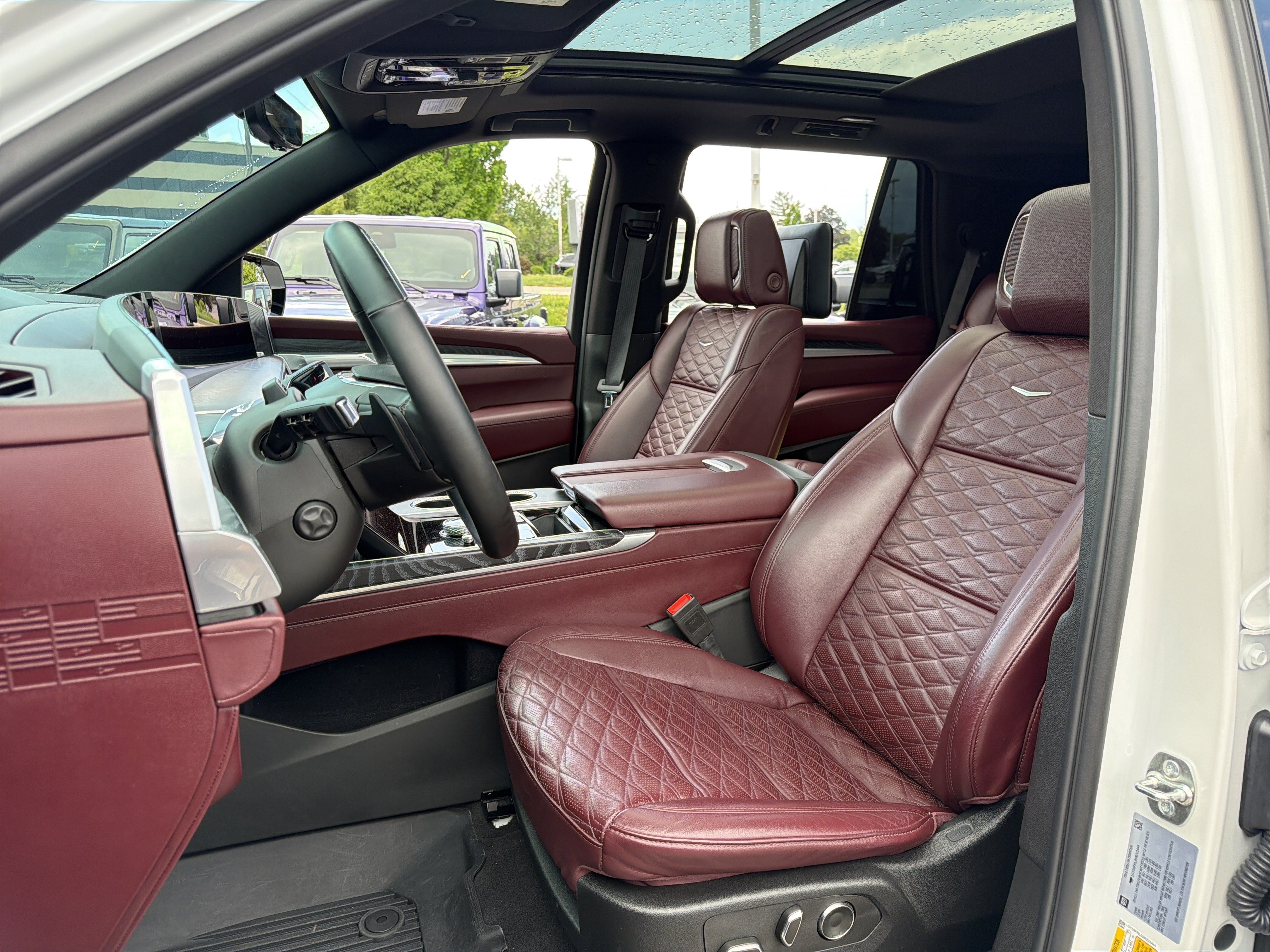 Used 2025 Cadillac Escalade Sport w/ Touring Package AWD/4WD image 14