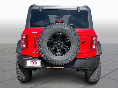 Used 2023 Ford Bronco Wildtrak image 5