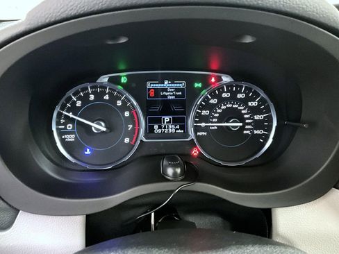 Used 2017 Subaru Forester 2.5i Premium image 13