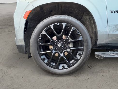 Used 2023 Chevrolet Tahoe Premier image 13