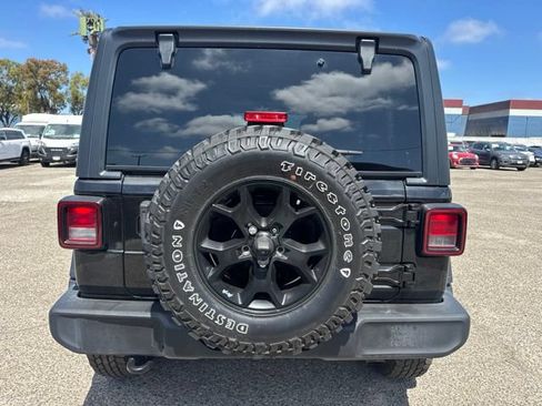 Used 2021 Jeep Wrangler Unlimited Sport AWD/4WD image 6