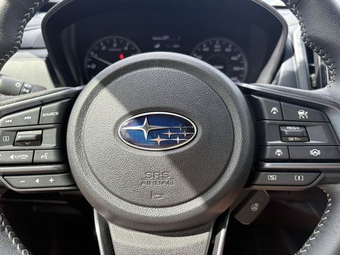 Used 2025 Subaru Forester Limited AWD/4WD image 17