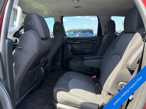 Used 2017 Chevrolet Traverse LT w/ Style and Technology Package FWD image 10