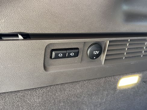 Used 2022 Lincoln Nautilus Reserve w/ Monochromatic Package image 33