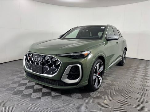 New 2026 Audi SQ5 Prestige AWD/4WD image 4