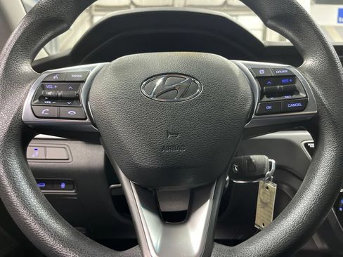 Used 2018 Hyundai Sonata SE FWD image 20