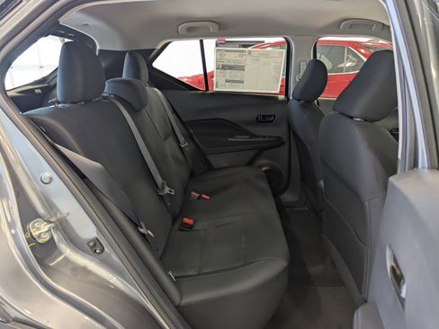 New 2025 Nissan Kicks Play S image 13