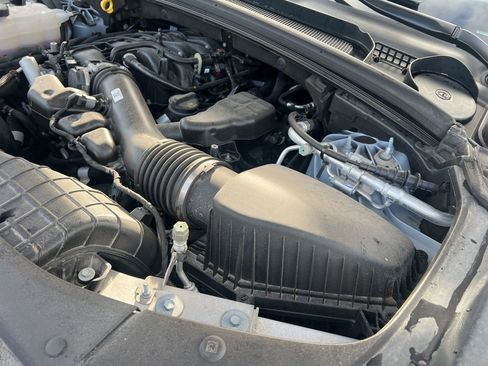 New 2025 Jeep Grand Cherokee Altitude AWD/4WD image 16