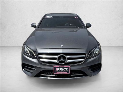 Used 2017 Mercedes-Benz E 300 image 2