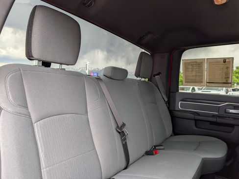 Used 2023 RAM 2500 Big Horn AWD/4WD image 26