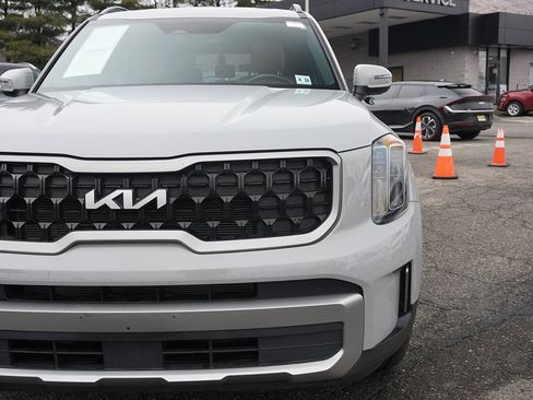 Used 2023 Kia Telluride EX X-Line image 17