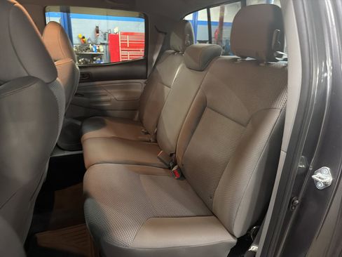 Used 2015 Toyota Tacoma 4x4 Double Cab image 22