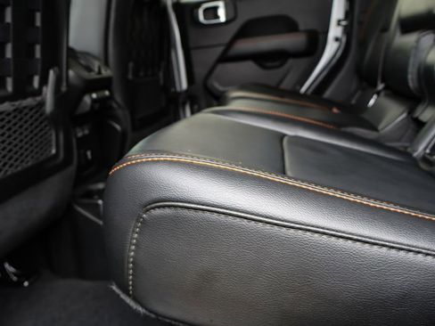 Used 2021 Jeep Gladiator Mojave image 13