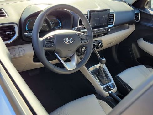 New 2026 Hyundai Venue SEL image 3
