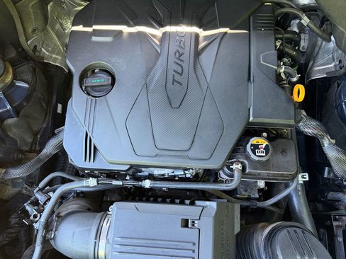 Used 2024 Genesis GV80 2.5T AWD/4WD image 21