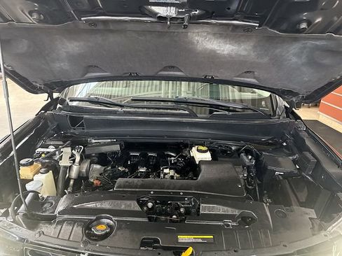 Used 2020 Nissan Pathfinder SV w/ Rock Creek Edition image 30