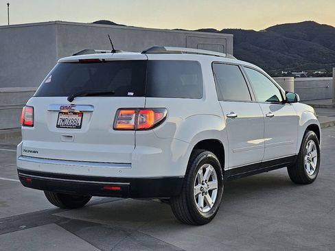 Used 2016 GMC Acadia SLE image 16