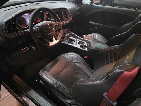 Used 2022 Dodge Challenger SRT Hellcat Redeye image 4