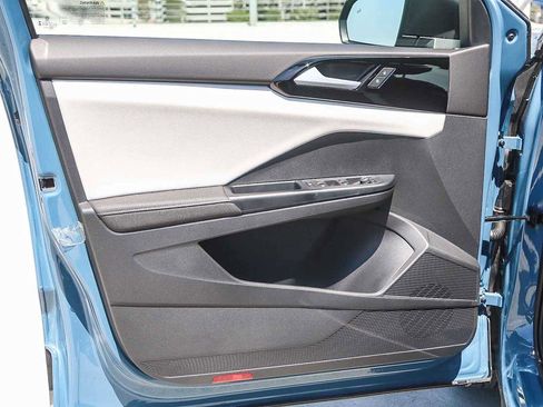 New 2025 Volkswagen Taos S FWD image 23