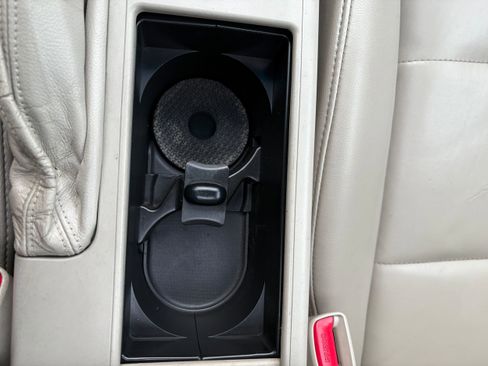 Used 2006 Subaru Outback 2.5i Limited image 37