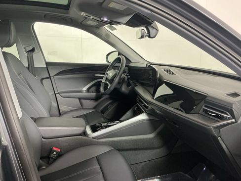 Used 2025 Audi Q5 Premium Plus w/ Premium Plus AWD/4WD image 20