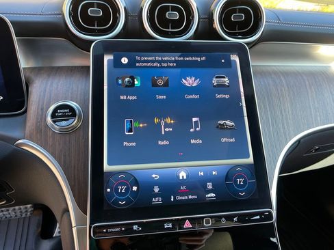 Used 2023 Mercedes-Benz GLC 300 4MATIC image 17