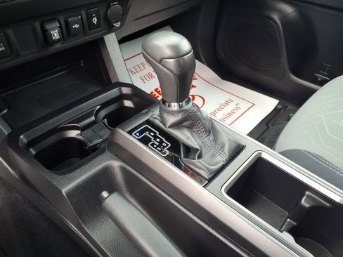 Used 2021 Toyota Tacoma TRD Off-Road RWD image 17