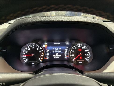 Used 2022 Jeep Compass Limited image 18