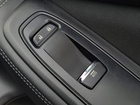 Used 2020 Subaru Forester Premium image 22