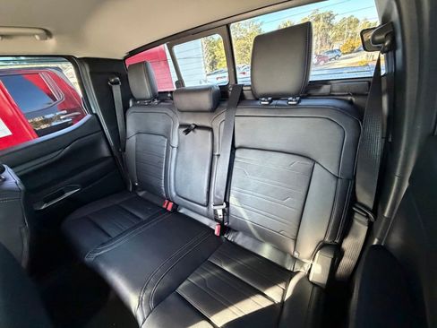 Used 2025 Ford Ranger Lariat w/ FX4 Off-Road Package image 25