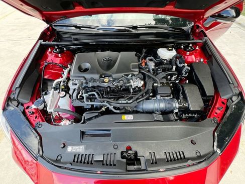 Used 2025 Toyota Camry XSE image 10