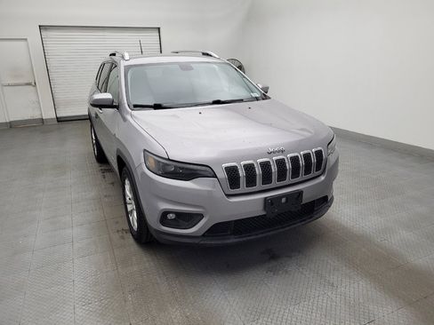 Used 2019 Jeep Cherokee Latitude w/ Cold Weather Group image 14
