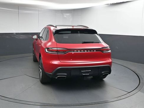 New 2026 Porsche Macan image 21