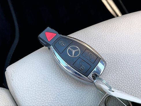 Used 2018 Mercedes-Benz CLA 250 image 15